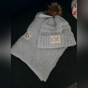Hat and Scarf Set